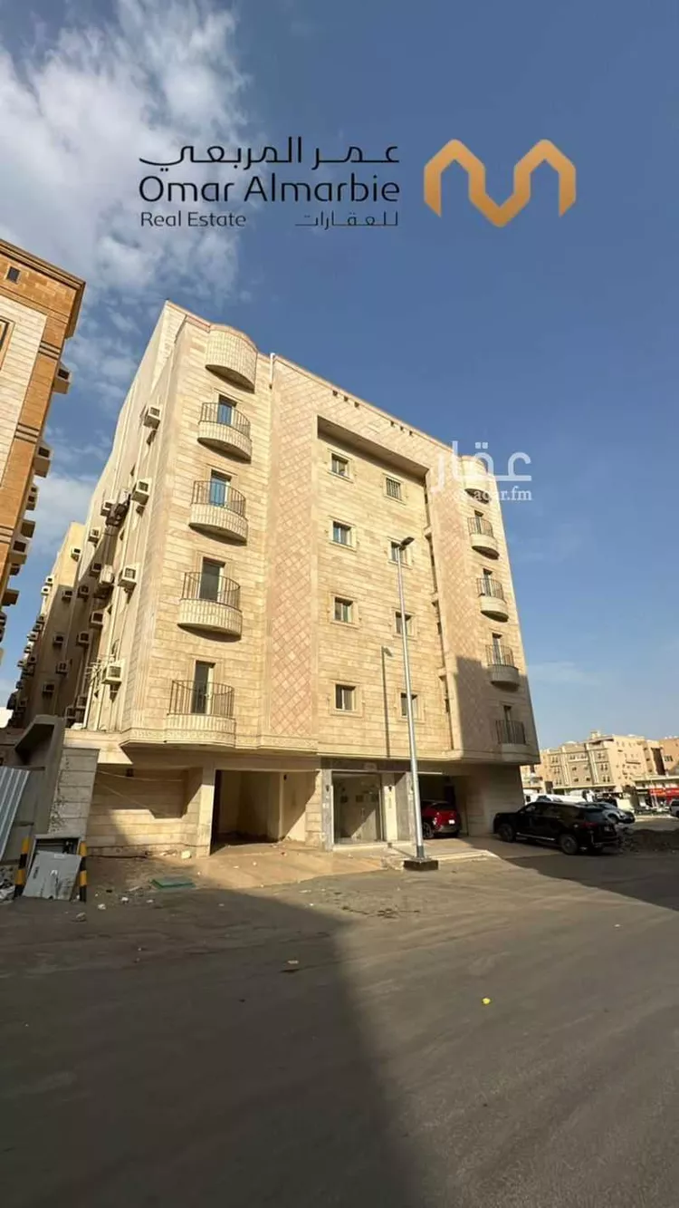 عمارة للبيع في شارع عبد العزيز السّبّاك, حي مريخ, مدينة جدة, منطقة مكة المكرمة