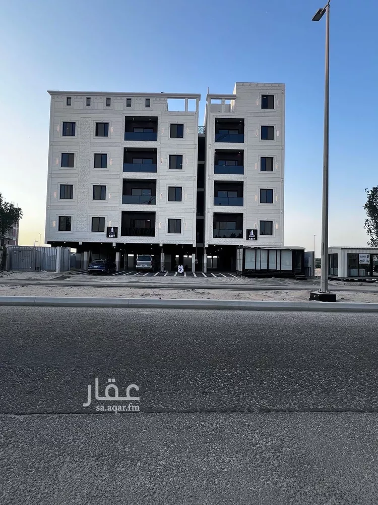 شقة للبيع في شارع الرقعى, حي الحمراء, مدينة الخبر, المنطقة الشرقية