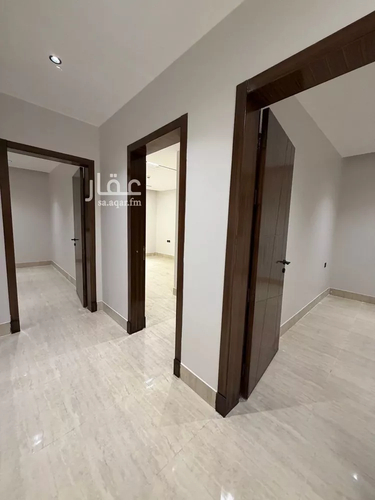 شقة للبيع في شارع أبو عبيدة بن الجراح, حي الشعلة, مدينة الدمام, المنطقة الشرقية 9