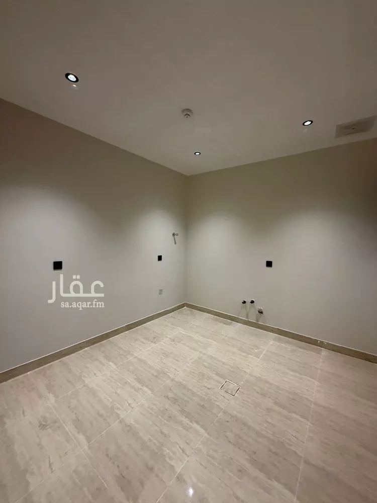 شقة للبيع في شارع طريق الامير محمد بن فهد الفرعي, حي المنتزة, مدينة الدمام, المنطقة الشرقية 8