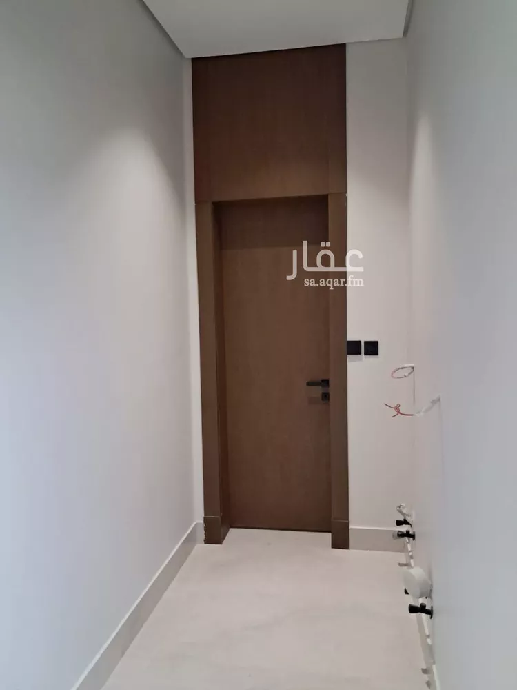 فيلا للبيع في شارع ابن عبدالظاهر, حي العارض, مدينة الرياض, منطقة الرياض صورة 2