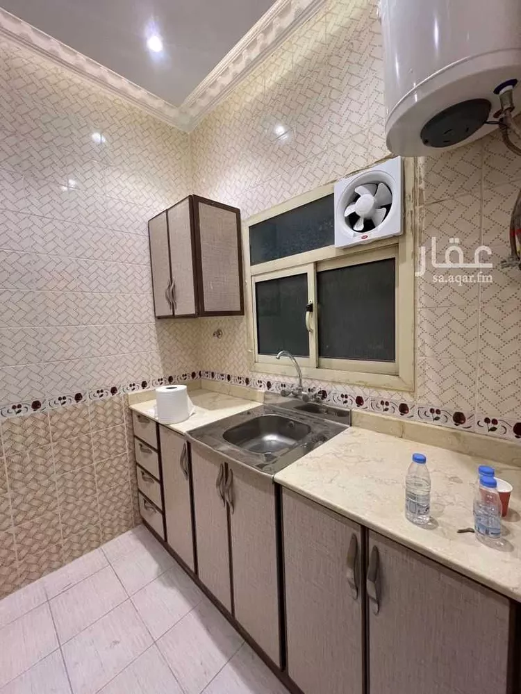 مكتب تجاري للإيجار في شارع الطائف, حي ظهرة لبن, مدينة الرياض, منطقة الرياض صورة 3