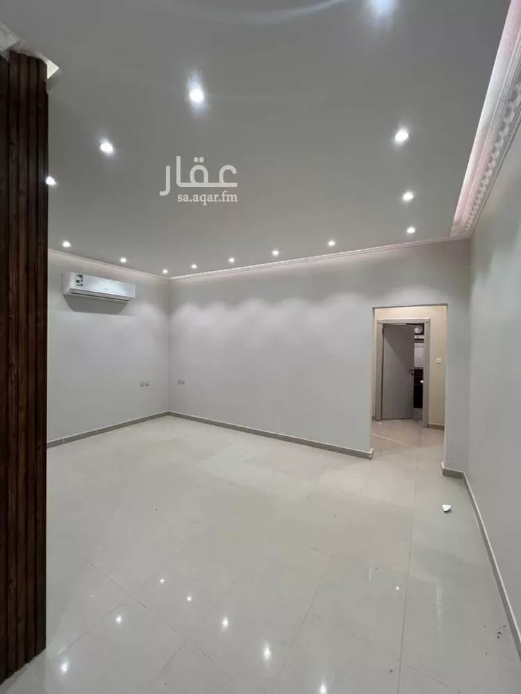 مكتب تجاري للإيجار في شارع الطائف, حي ظهرة لبن, مدينة الرياض, منطقة الرياض صورة 2