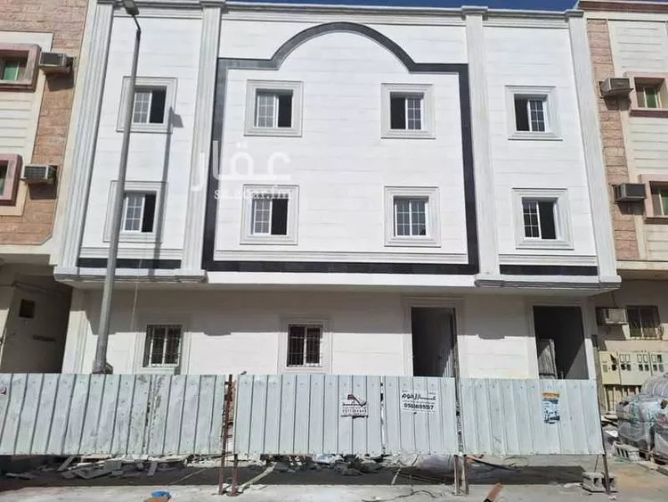 عمارة للبيع في شارع الدرعية, حي الثقبة, مدينة الخبر, المنطقة الشرقية