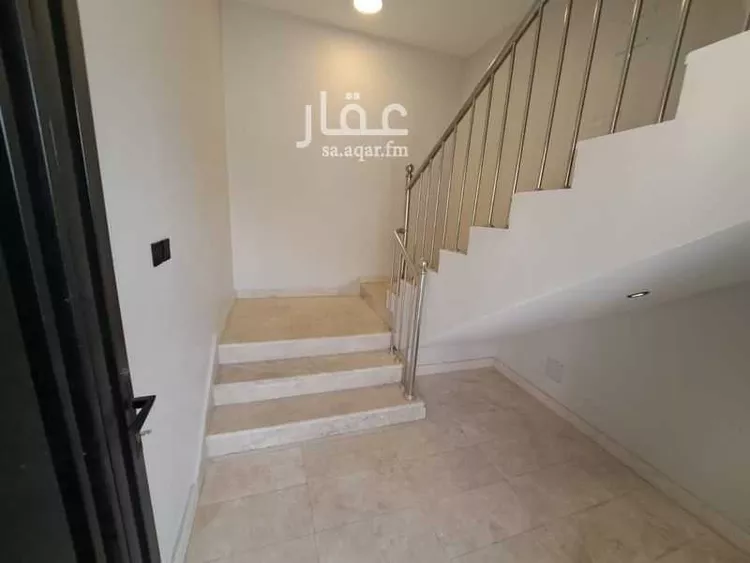 دور للبيع في شارع ثابت بن وديعة, حي العوالي, مدينة الرياض, منطقة الرياض صورة 4