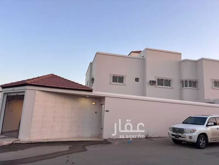 فيلا للبيع في شارع موسى الحجاوي, حي التخصصي, مدينة بريدة, منطقة القصيم صورة 3