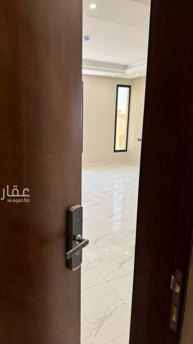 شقة للإيجار في شارع عبدالرحمن بن قاسم, حي عكاظ, مدينة الرياض, منطقة الرياض صورة 5