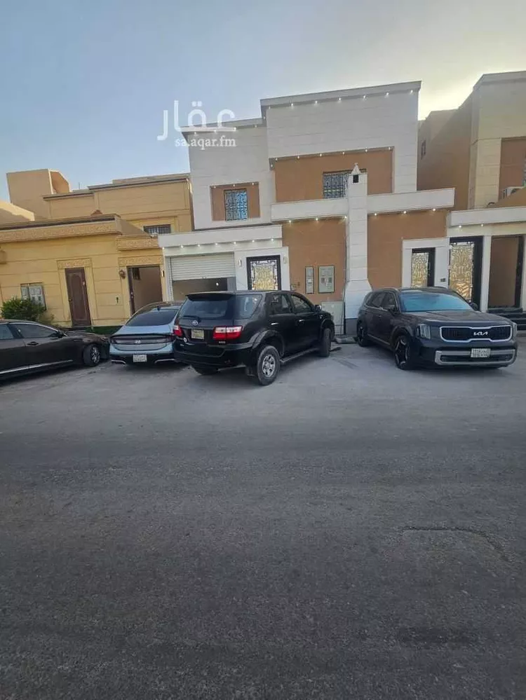 فيلا للبيع في شارع عمر مكرم, حي الرمال, مدينة الرياض, منطقة الرياض