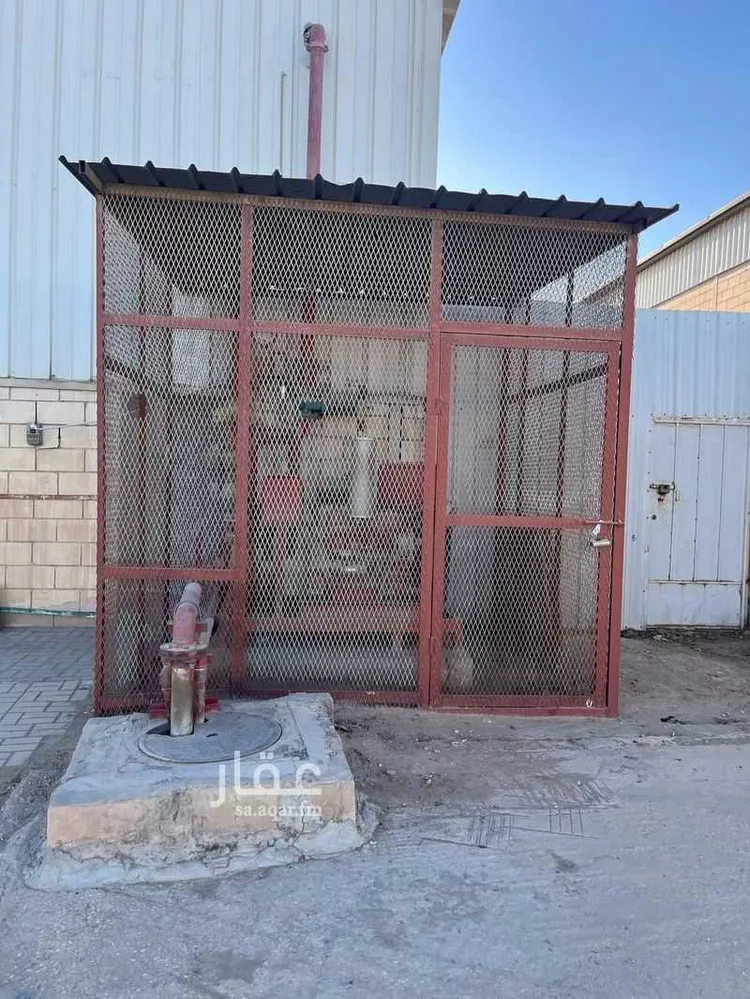مستودع للإيجار في شارع الأمير محمد بن عبدالرحمن بن عبدالعزيز ، حي السلي ، الرياض ، منطقة الرياض صورة 3