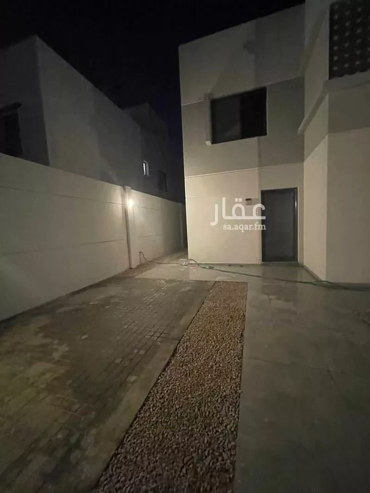 فيلا للإيجار في شارع عمر بن الحارث, حي الإسكان الجنوبي, مدينة الدمام, المنطقة الشرقية صورة 3