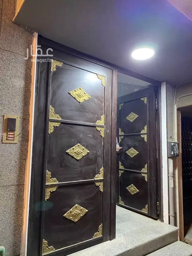 عمارة للبيع في شارع مالك بن ربيعة, حي الناصرية, مدينة الرياض, منطقة الرياض