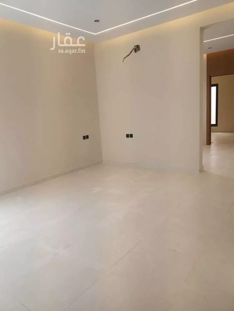 فيلا للبيع في شارع الشبارقة, حي العريجاء الغربي, مدينة الرياض, منطقة الرياض صورة 2