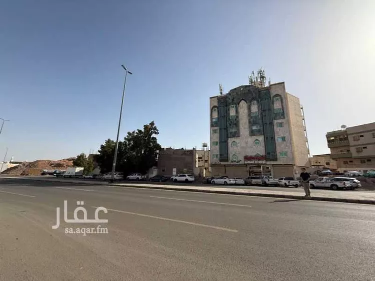 عمارة للبيع في شارع محمد بن داوود فوجي, حي السقيا, مدينة المدينه المنوره, منطقة المدينة المنورة