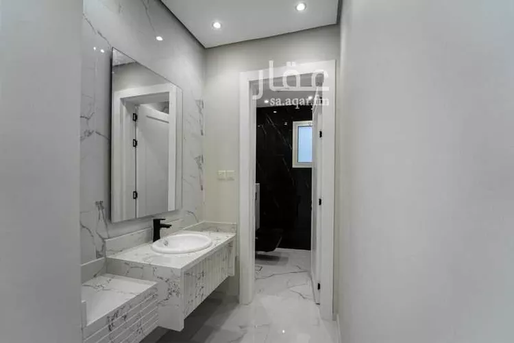 فيلا للبيع في شارع الطيب العقبي, حي العروبة, مدينة الدمام, المنطقة الشرقية صورة 2