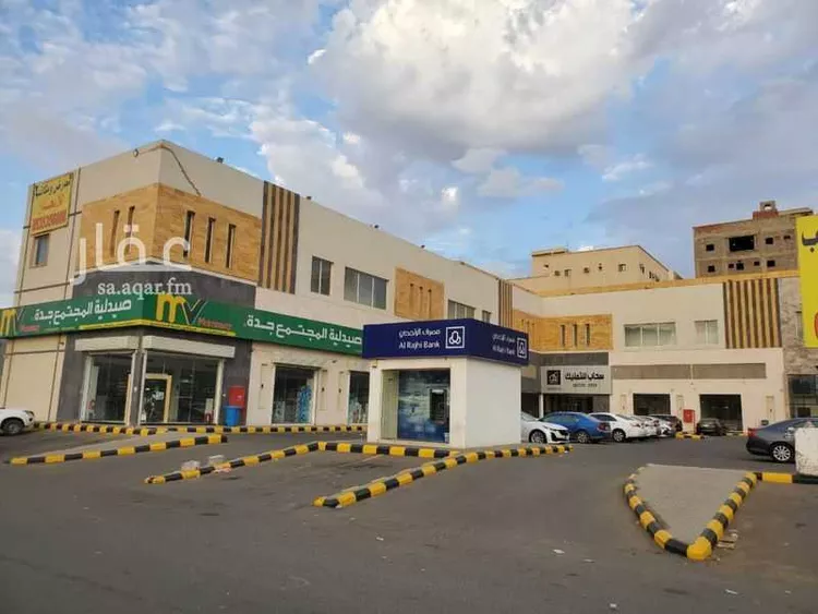 عمارة للإيجار في شارع ابو بحرية التراغمي, حي أم حبلين الغربية, مدينة جدة, منطقة مكة المكرمة