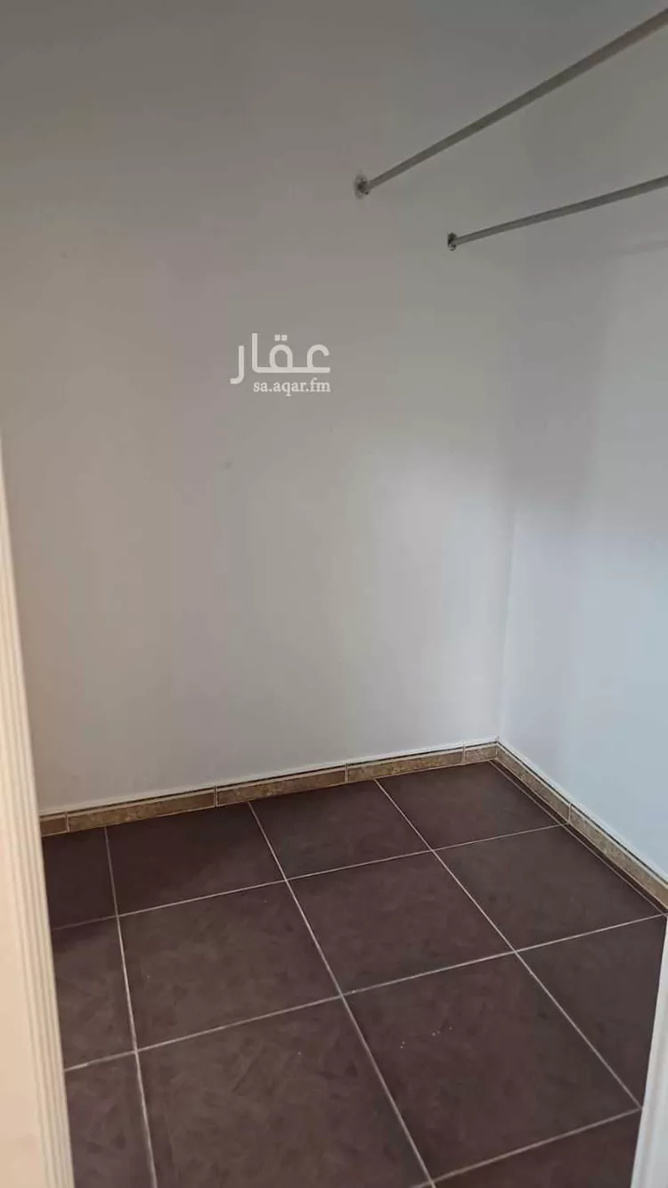 شقة للإيجار في شارع القيصومة, حي الحمراء, مدينة الخبر, المنطقة الشرقية 8