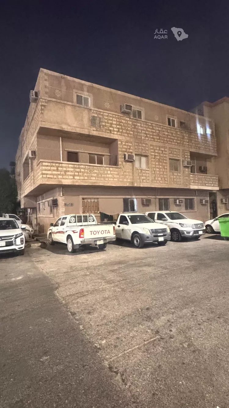 عمارة للبيع في شارع السادس والعشرون, حي الثقبة, مدينة الخبر, المنطقة الشرقية 2