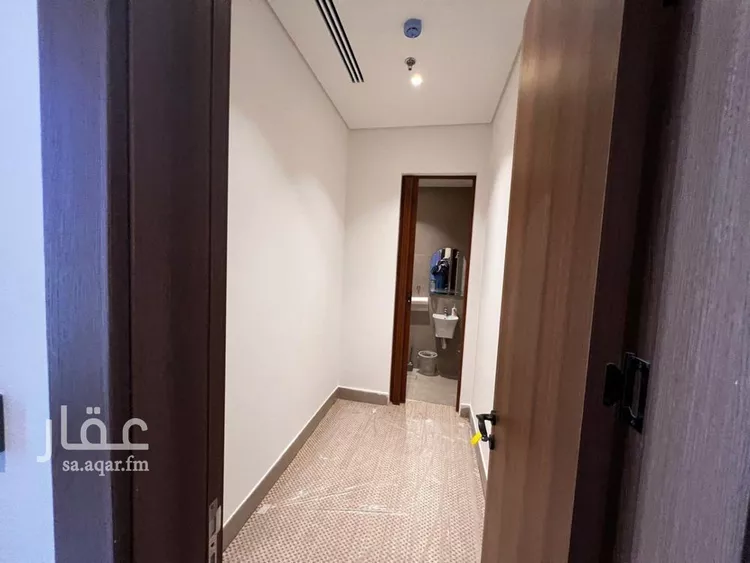 شقة للبيع في شارع صلاح الدين الايوبي, حي الحزام الذهبي, مدينة الخبر, المنطقة الشرقية 9