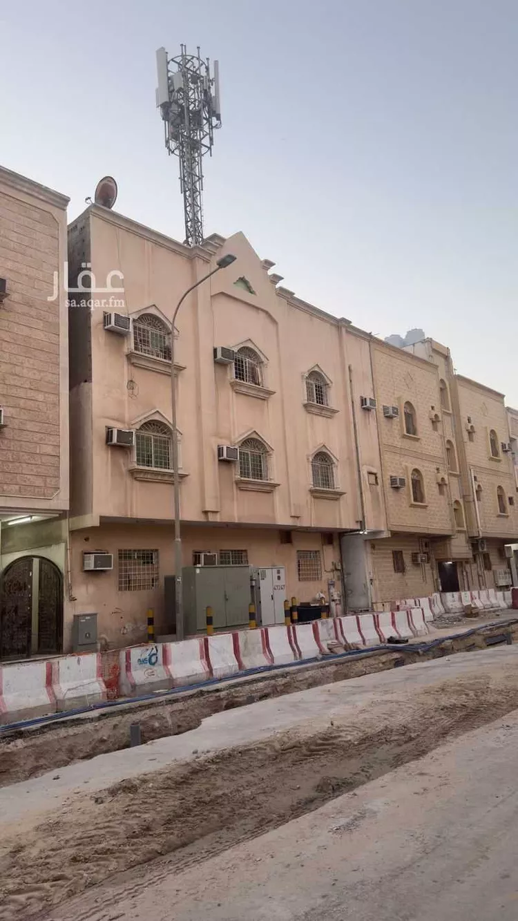 عمارة للبيع في شارع نجران, حي الثقبة, مدينة الخبر, المنطقة الشرقية