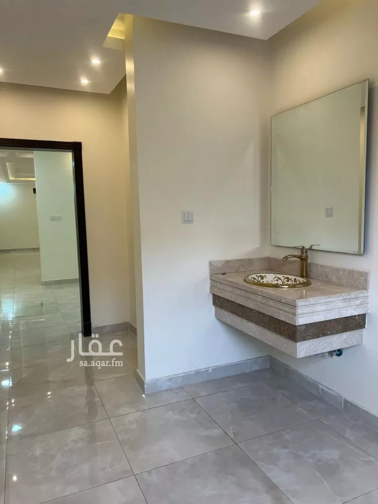 فيلا للإيجار في شارع القريات, حي الصواري, مدينة الخبر, المنطقة الشرقية صورة 3