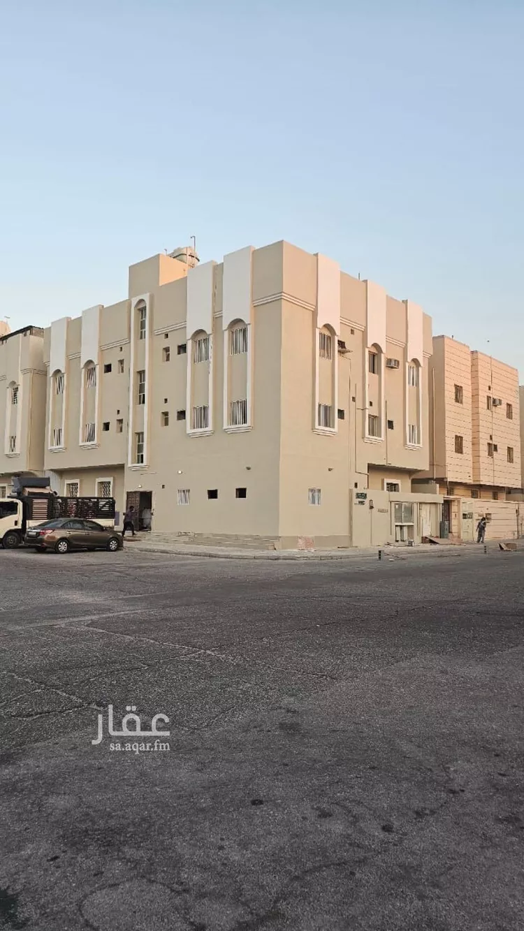 عمارة للإيجار في شارع الثامن عشر, حي الخبر الجنوبية, مدينة الخبر, المنطقة الشرقية صورة 3