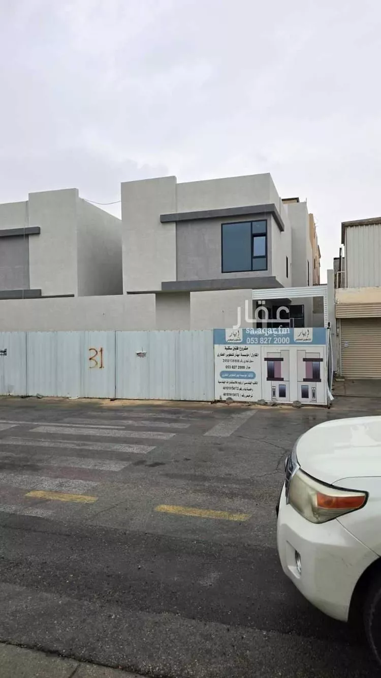 فيلا للبيع في شارع اوس بن المنذر, حي الدوحة الجنوبية, مدينة الظهران, المنطقة الشرقية