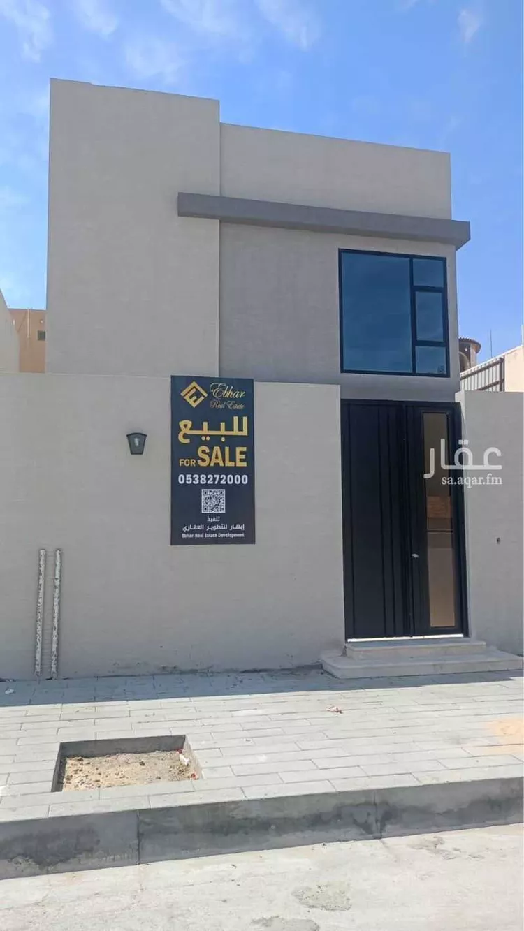 فيلا للبيع في شارع اوس بن المنذر, حي الدوحة الجنوبية, مدينة الظهران, المنطقة الشرقية