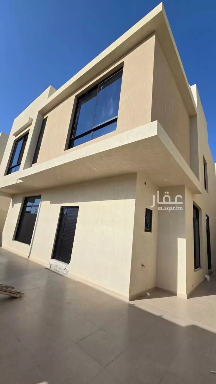 فيلا للبيع في شارع زيد بن ثابت, حي الدوحة الجنوبية, مدينة الظهران, المنطقة الشرقية 3