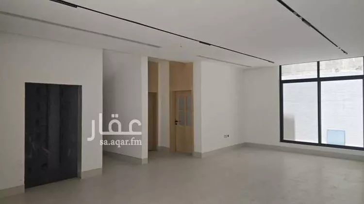فيلا للبيع في شارع اوس بن المنذر, حي الدوحة الجنوبية, مدينة الظهران, المنطقة الشرقية صورة 4