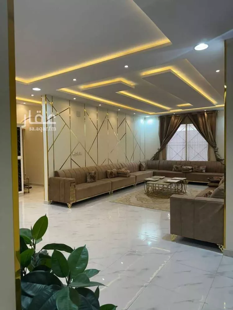 Floor for Sale in Al Muzahimiyah Ghirnatah