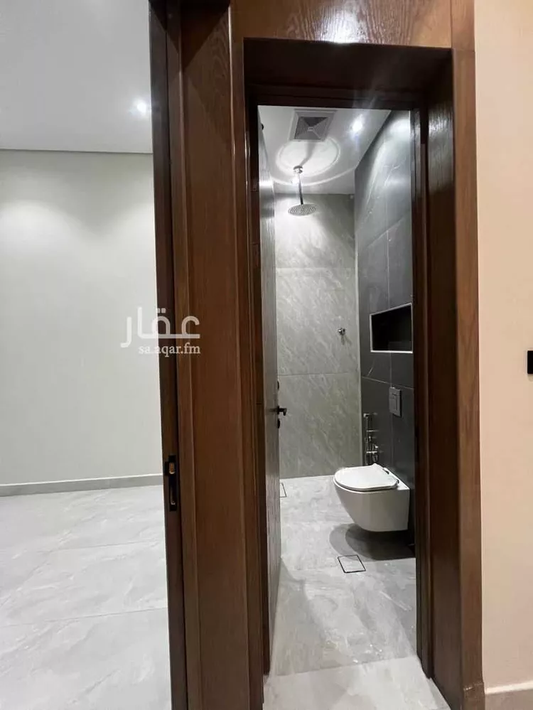 Floor for Sale in Riyadh Dahiat Namar 9