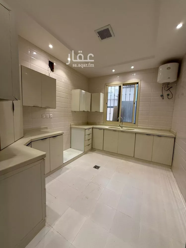 شقة للإيجار في شارع أبي الفرج المبارك, حي العارض, مدينة الرياض, منطقة الرياض