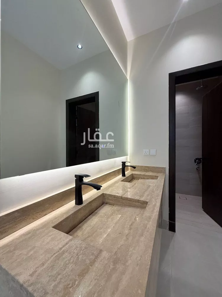 فيلا للإيجار في شارع نجم الدين أبي حامد, حي النرجس, مدينة الرياض, منطقة الرياض صورة 2