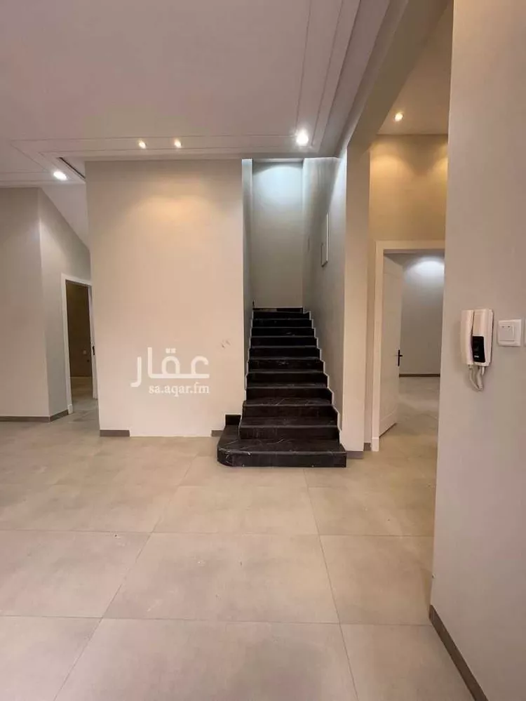 فيلا للبيع في شارع الجنادرية, حي الجنادرية, مدينة الرياض, منطقة الرياض صورة 2