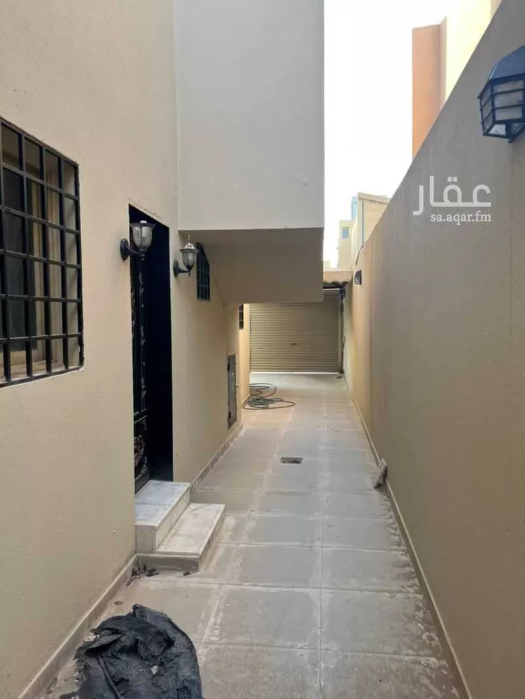 فيلا للبيع في شارع الثويبت, حي الدار البيضاء, مدينة الرياض, منطقة الرياض 8