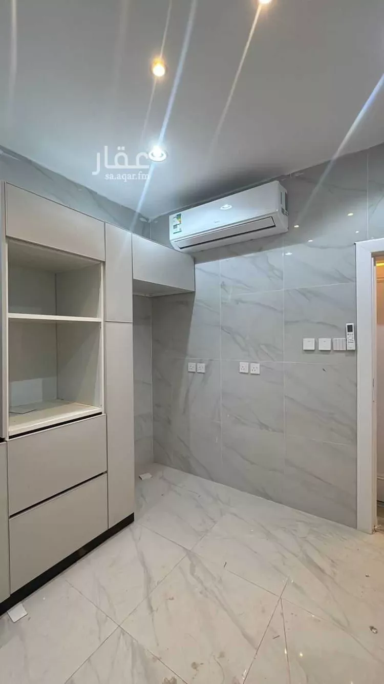 شقة للإيجار في شارع الملك فهد ابن عبدالعزيز سعود, حي الفيصلية, مدينة الدرعية, منطقة الرياض صورة 3