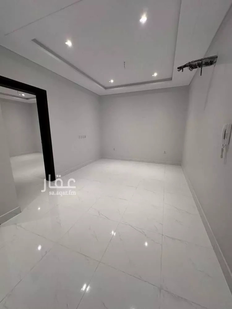 شقة للبيع في شارع ام القرى, حي الصفاء, مدينة جدة, منطقة مكة المكرمة 1 صورة