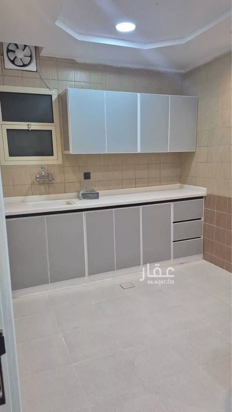 شقة للإيجار في شارع وكيع بن الجراح ، حي الريان ، بريدة ، بريدة صورة 2