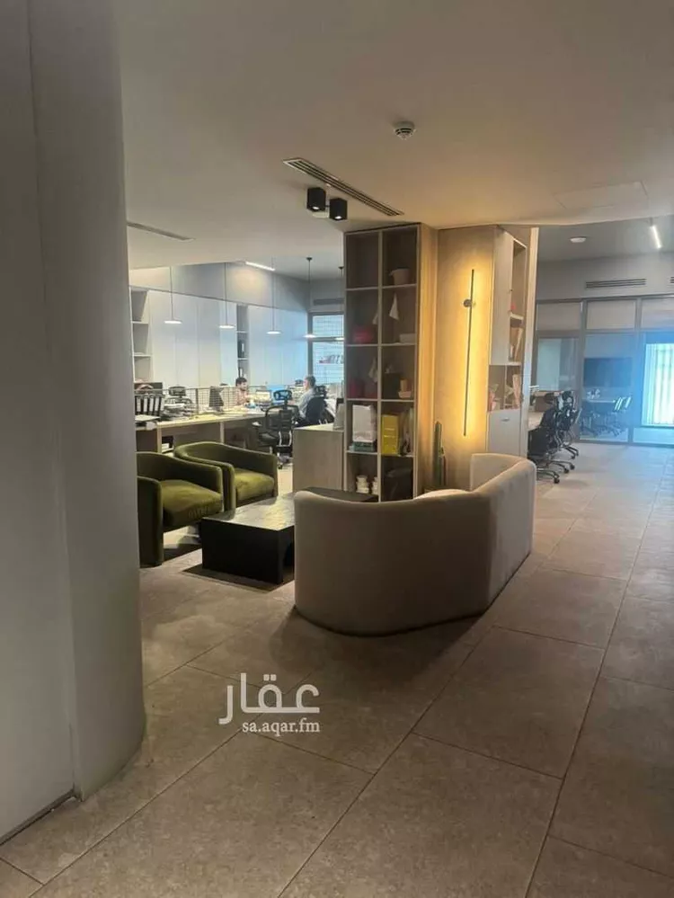 عمارة للإيجار في شارع طريق عثمان بن عفان الفرعي, حي الإزدهار, مدينة الرياض, منطقة الرياض صورة 3