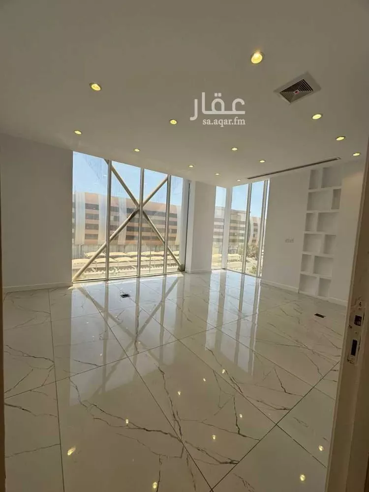 Commercial Office for Rent in Jeddah An Naim صورة 2