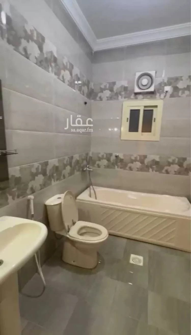 شقة للإيجار في شارع عبد الكريم سلمان ، حي الصالحية ، جدة ، جدة صورة 3