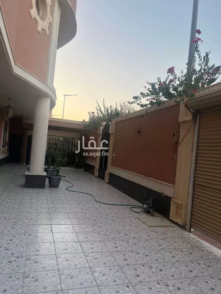 فيلا للبيع في شارع الملقا, حي ظهرة لبن, مدينة الرياض, منطقة الرياض صورة 5
