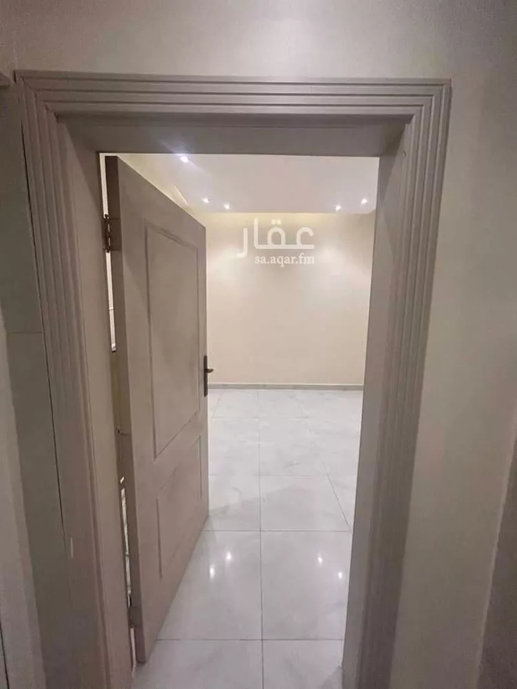 شقة للإيجار في شارع المفضل بن المهلب, حي المعذر, مدينة الرياض, منطقة الرياض صورة 3