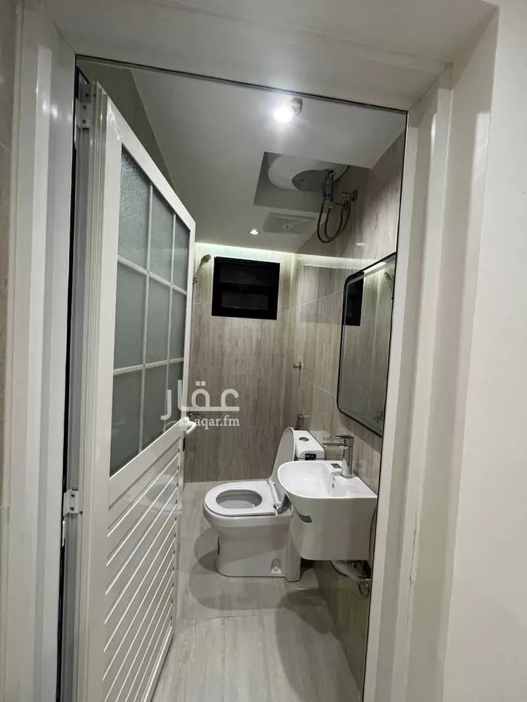 عمارة للبيع في شارع جنين, حي الشرفية, مدينة الرياض, منطقة الرياض صورة 3