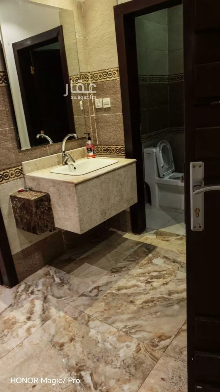 فيلا للإيجار في شارع الردهة, حي ظهرة لبن, مدينة الرياض, منطقة الرياض صورة 3
