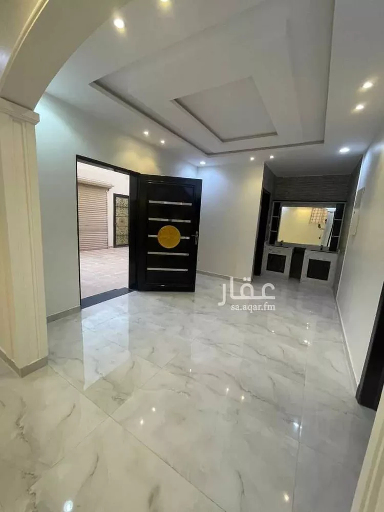فيلا للإيجار في شارع محمد بن علي الكيلاني, حي المهدية, مدينة الرياض, منطقة الرياض صورة 3