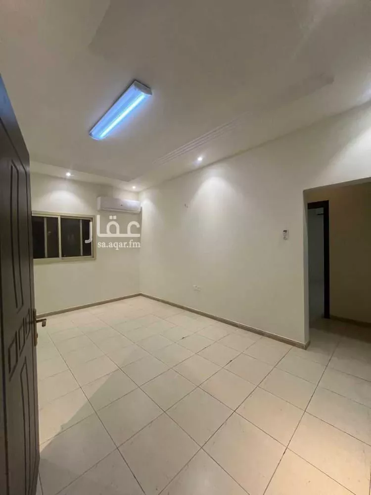 شقة للإيجار في شارع العشيرة, حي ظهرة لبن, مدينة الرياض, منطقة الرياض