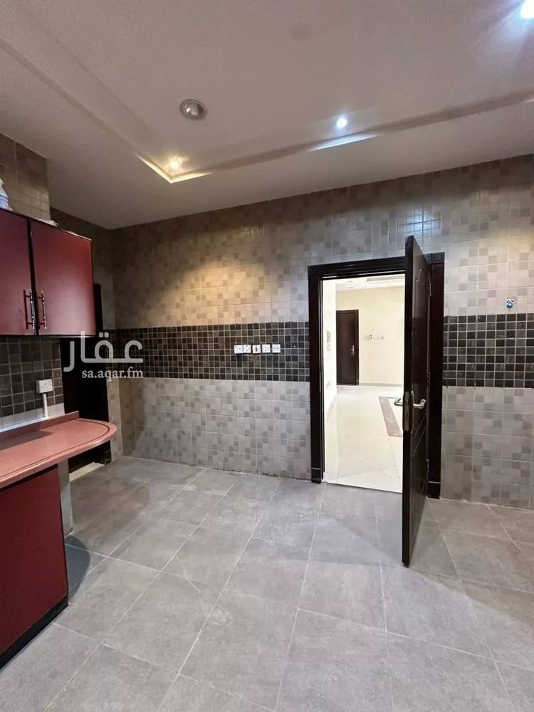 فيلا للبيع في شارع الصيادة, حي قرطبة, مدينة الرياض, منطقة الرياض صورة 5