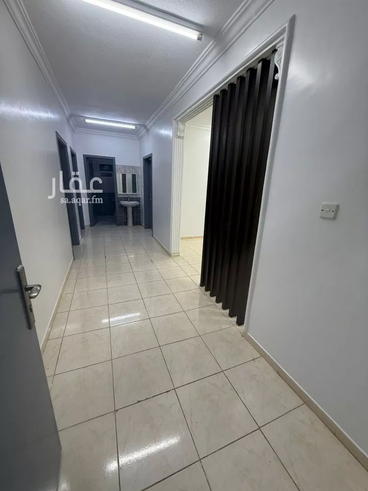 شقة للإيجار في شارع فضيلة السيد محمد حسين افندي, حي الرمال, مدينة الرياض, منطقة الرياض صورة 3