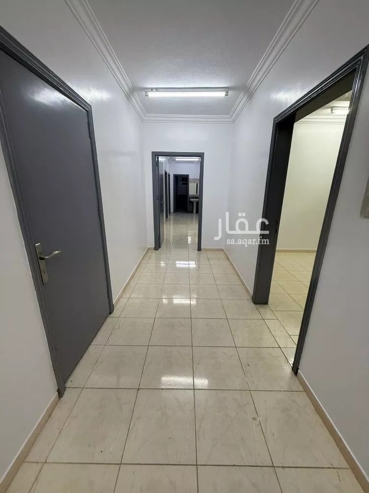 شقة للإيجار في شارع فضيلة السيد محمد حسين افندي, حي الرمال, مدينة الرياض, منطقة الرياض صورة 2